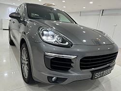 Porsche Cayenne Diesel E2-II TIP E6 Grey Rear Entertainment