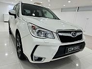 Subaru Forester 2.0XT Turbo CVT 4WD Sunroof 2015 White Rear DVD
