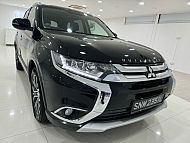 Mitsubishi Outlander 2.4 CVT Sunroof 2015 Black Facelift Rear Entertainment Android