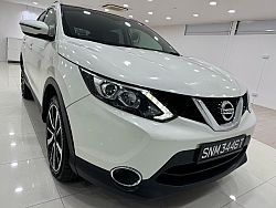 Nissan Qashqai 2.0 CVT Sunroof 2016 White Sunroof Rear Entertainment