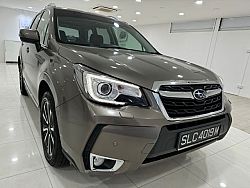 Subaru Forester 2.0XT Turbo 4WD Sunroof 2016 Brown Rear Entertainment