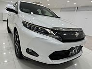 Toyota Harrier Premium 2.0 Sunroof 2015 Rear Entertainment White Android Player