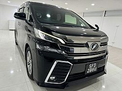 Toyota Vellfire 2.5 Z G Edition 2015 Black BodyKit Pilot Seat