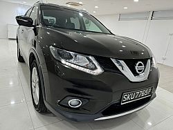 Nissan X-Trail 2.0 CVT Sunroof 4WD 2015 Green Rear Entertainment