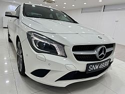 Mercedes Benz CLA180 R18 BI Revcam 2016 White