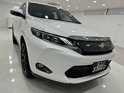 Toyota Harrier 2.0 Sunroof 2015 White Rear Entertainment