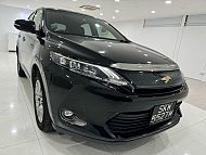 Toyota Harrier Premium 2.0 Sunroof 2015 Rear Entertainment Black