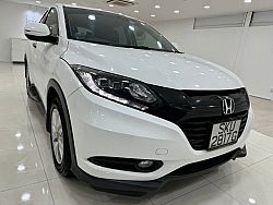 Honda Vezel 1.5X Auto 2015 White Pushstart Revcam