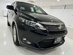 Toyota Harrier 2.0 Sunroof 2015 Black Rear Entertainment