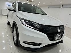 Honda Vezel 1.5X Auto 2015 White Pushstart Revcam
