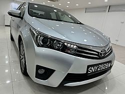 Toyota Corolla Altis 1.6L CVT Elegance LED Keyless 2015 Silver
