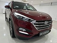 Hyundai Tucson 2.0 GLS AT Sunroof 2015 Push Start Red