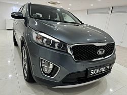 Kia Sorento 2.4A GDI HID Sunroof 2015 Grey Rear Entertainment