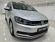 Volkswagen Touran 1.4 TSI AT 2016 Silver 7 Seater