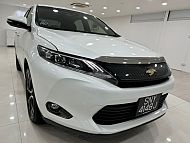 Toyota Harrier 2.0 Premium AT Sunroof 2015 White Style Mauve