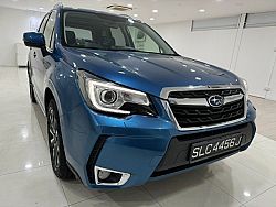 Subaru Forester 2.0XT Turbo 4WD Sunroof 2016 Blue Rear Entertainment