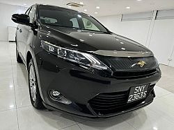 Toyota Harrier Premium 2.0 Sunroof 2015 Rear Entertainment Brown