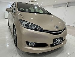 Toyota Wish 1.8 CVT Elegance 2015 Beige Push Start