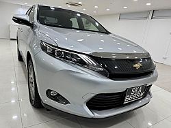 Toyota Harrier Premium 2.0 Sunroof 2015 Rear Entertainment Silver