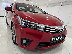 Toyota Corolla Altis 1.6L CVT Elegance LED Keyless 2015 Red