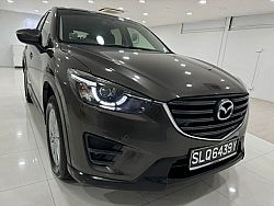 Mazda CX-5 SkyActive-G 2.0 LED 2015 Grey Rear Entertainment