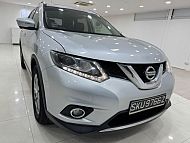 Nissan X-TRAIL 2.0 CVT 4WD Sunroof 2015 7Seater Silver Rear Entertainment