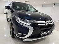 Mitsubishi Outlander 2.4 CVT 4WD Sunroof Facelift 2016 Blue