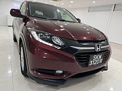 Honda Vezel 1.5X CVT 2015 Push Start Revcam Maroon
