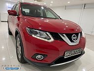 Nissan X-Trail 2.0 CVT 4WD Sunroof 2015 Red Rear Entertainment