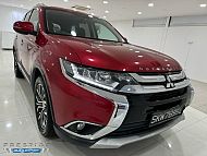 Mitsubishi Outlander 2.4 CVT AWD Sunroof Facelift 2015 Red
