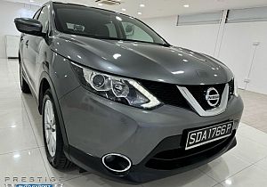 Nissan Qashqai 1.2 DIG-T CVT Revcam 2015 Grey Rear Entertainment 