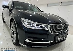 BMW 740LI AT Sunroof LED NAV HUD 2015 Blue Rear Entertainment