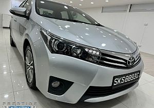 Toyota Corolla Altis 1.6L CVT Elegance LED Keyless Silver 2015