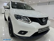 Nissan X-Trail 2.0 CVT Sunroof 4WD 2016 White Rear Entertainment Android Player