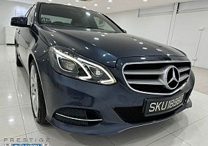 Mercedes Benz E250 Sedan R18 LED 2015 Blue