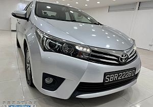 Toyota Corolla Altis 1.6L CVT Elegance LED Keyless 2015 Silver