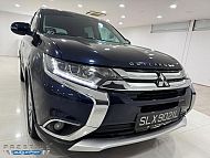Mitsubishi Outlander 2.4 CVT 4WD Sunroof Facelift 2016 Blue Rear Screen Android Player